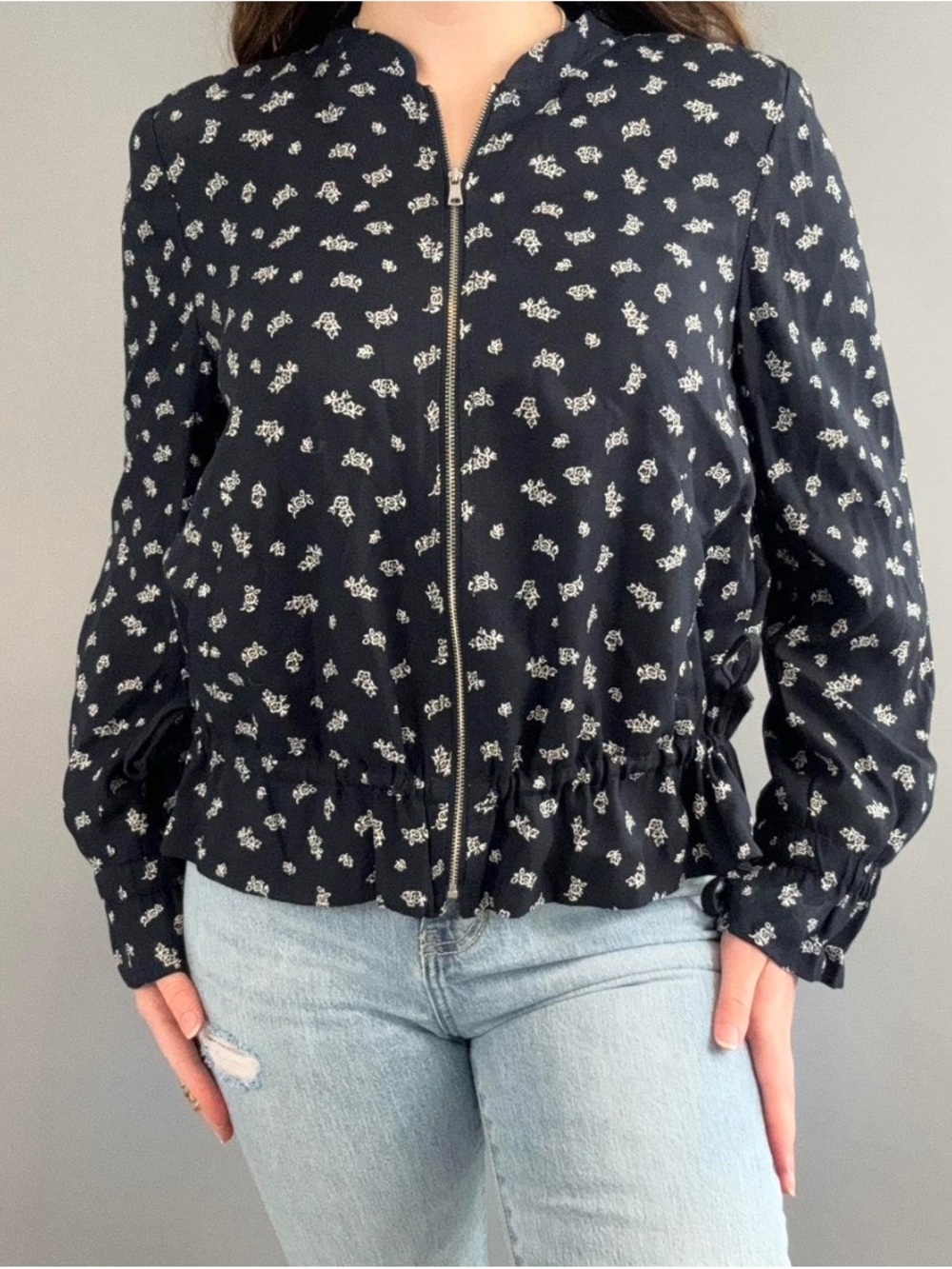 Loft Navy Blue White Floral Print Zip-Front Jacket‎ Lightweight Casual Medium